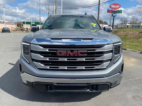 Used 2023 GMC Sierra 1500 SLE AWD/4WD image 2