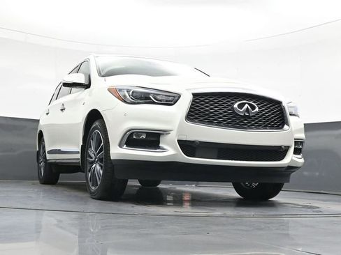 Used 2017 INFINITI QX60 Luxe w/ Deluxe Technology Package AWD/4WD image 40