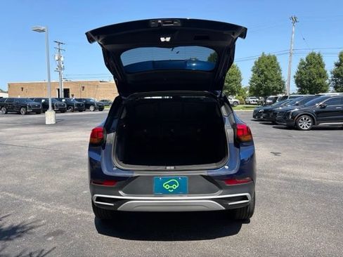 Used 2023 Buick Encore GX Preferred w/ Cold Weather Comfort Package AWD/4WD image 6