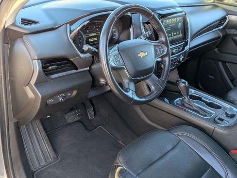 Used 2019 Chevrolet Traverse Premier image 11