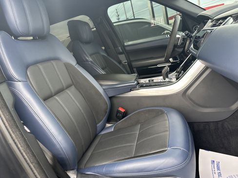Used 2021 Land Rover Range Rover Sport HST image 12