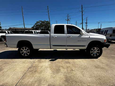 Used 2004 Dodge Ram 3500 Truck SLT w/ Trailer Tow Group image 5
