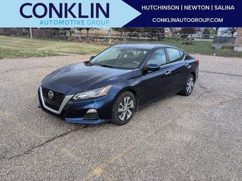 Used 2019 Nissan Altima 2.5 S image 1
