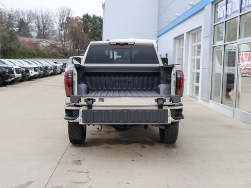 New 2026 GMC Sierra 2500 AT4 w/ AT4 Premium Plus Package image 38