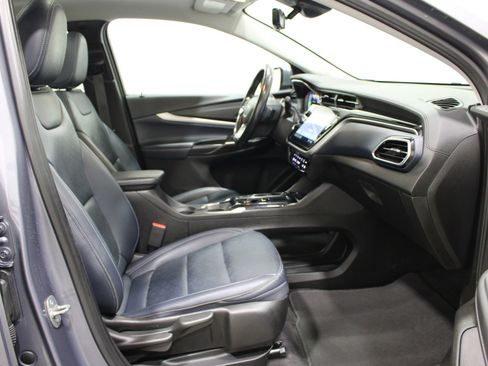 Used 2022 Chevrolet Bolt EUV Premier w/ Launch Edition FWD image 26