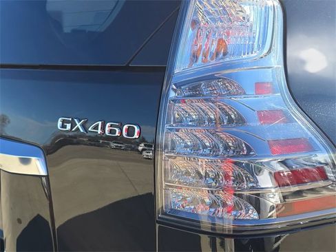 Used 2020 Lexus GX 460 Premium image 38