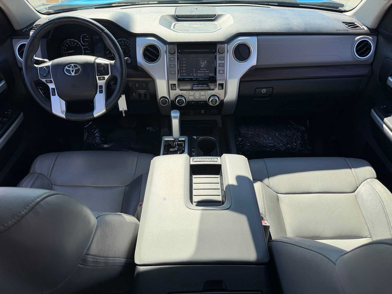 Used 2018 Toyota Tundra Limited w/ Limited Premium Package AWD/4WD image 26