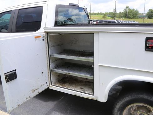 Used 2018 Ford F350 XL w/ Power Equipment Group AWD/4WD image 14