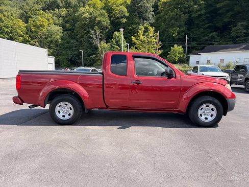 Used 2018 Nissan Frontier S RWD image 3