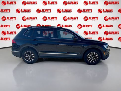 Used 2021 Volkswagen Tiguan SE FWD image 4
