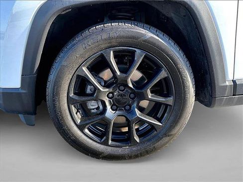 Used 2022 Jeep Compass Altitude image 10