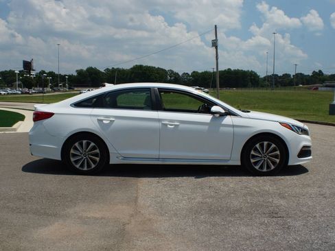 Used 2016 Hyundai Sonata Sport FWD image 13