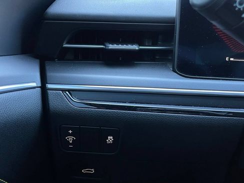 Used 2025 Kia K5 GT FWD image 13