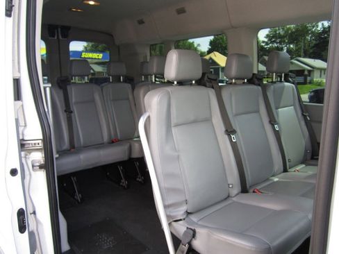 Used 2017 Ford Transit 350 XL image 17