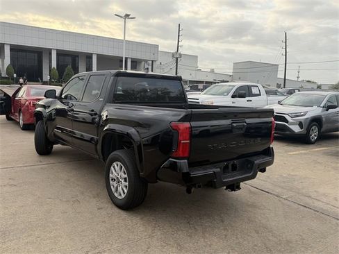 Used 2024 Toyota Tacoma SR5 image 7