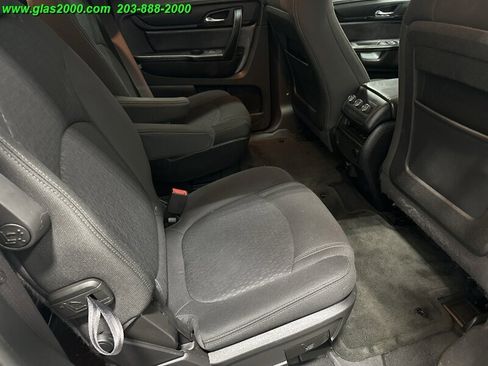 Used 2015 GMC Acadia SLE image 10