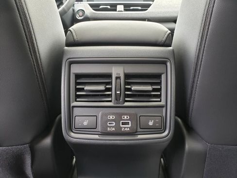 New 2026 Subaru Outback Limited AWD/4WD image 8
