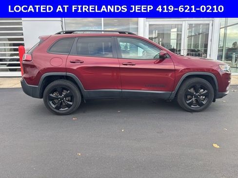 Used 2020 Jeep Cherokee Latitude Plus image 7