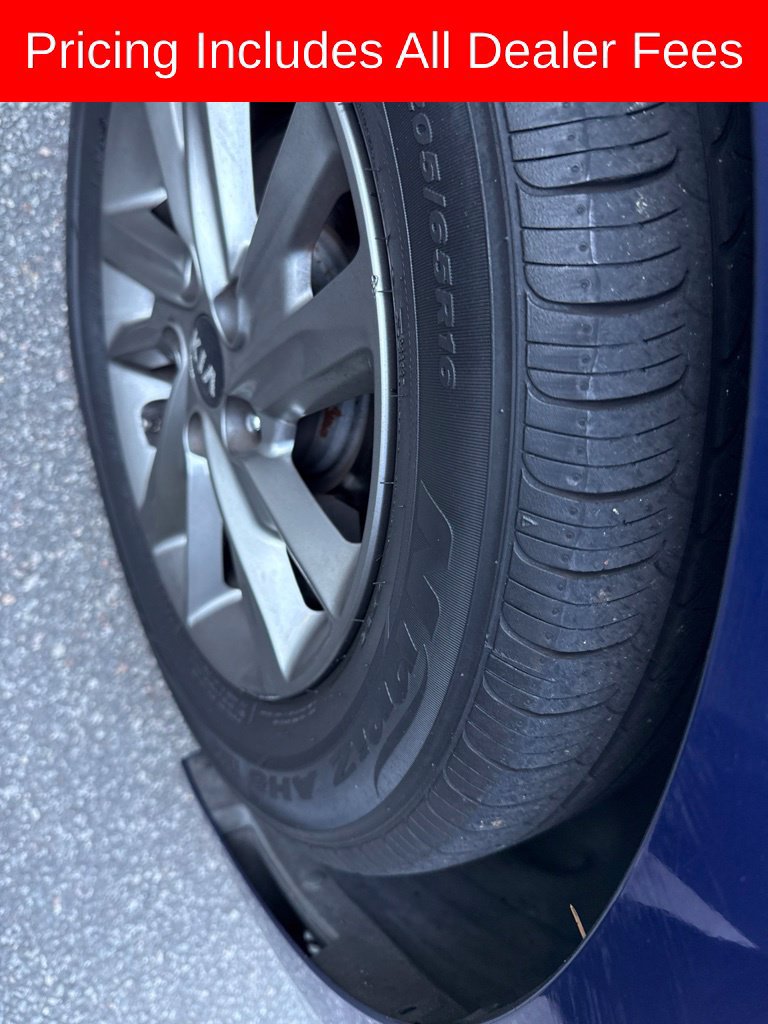 Used 2019 Kia Optima LX FWD image 4