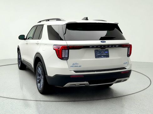 New 2026 Ford Explorer Active w/ Active Comfort Package AWD/4WD image 6
