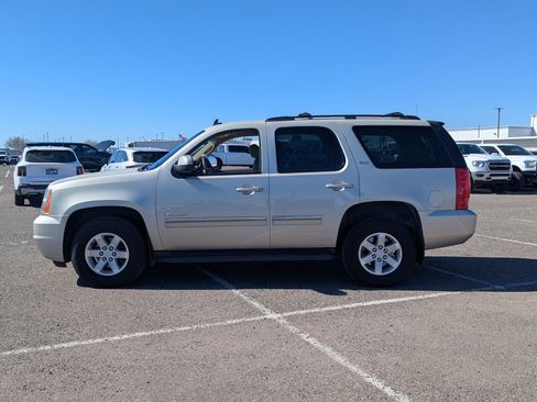 Used 2013 GMC Yukon SLT image 2