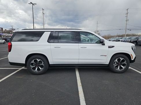 New 2026 GMC Yukon XL AT4 w/ AT4 Premium Plus Package image 6