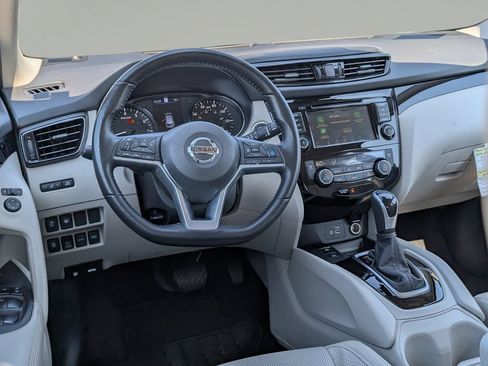 Used 2022 Nissan Rogue Sport SL AWD/4WD image 11