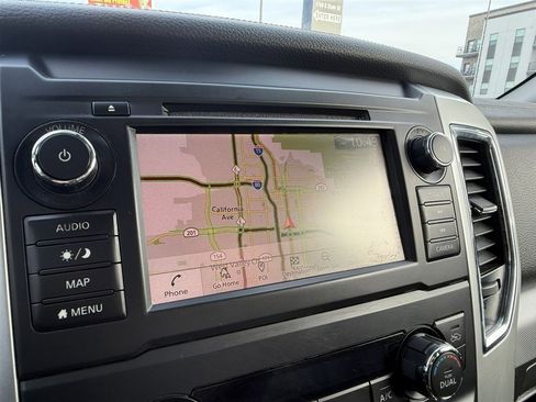 Used 2019 Nissan Titan PRO-4X w/ Pro-4x Convenience Package image 46