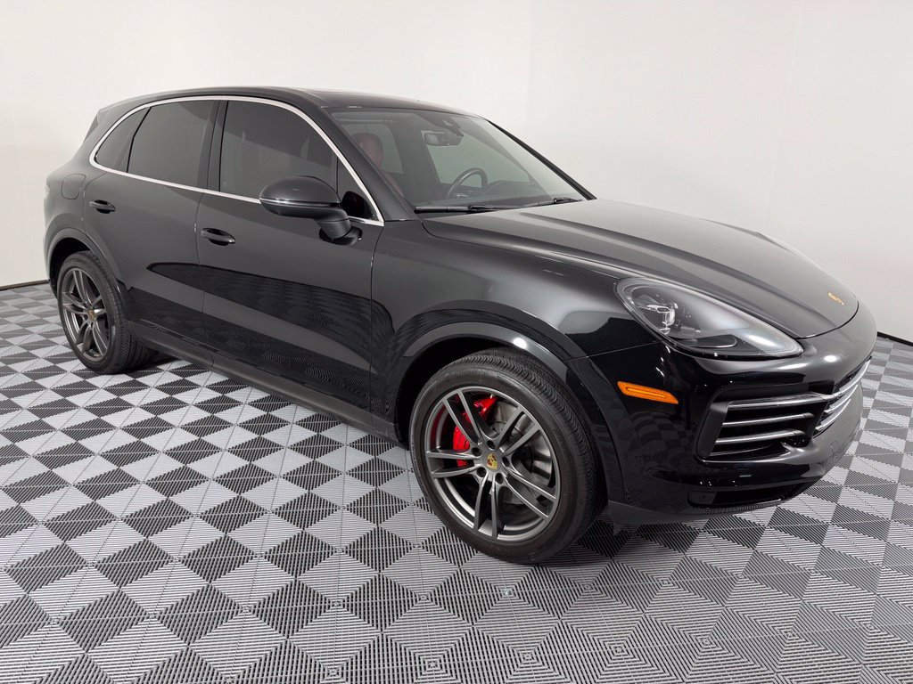 Certified 2023 Porsche Cayenne AWD/4WD image 13