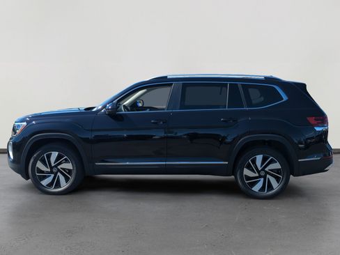 New 2026 Volkswagen Atlas SEL image 2