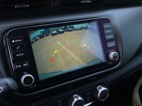 Used 2024 Nissan Kicks SV FWD image 15