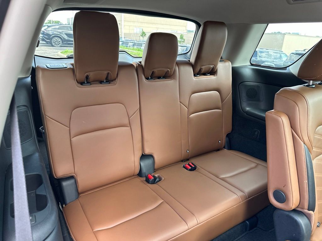 Used 2023 Nissan Pathfinder Platinum AWD/4WD image 34