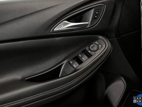 Used 2024 Buick Encore GX Preferred image 9