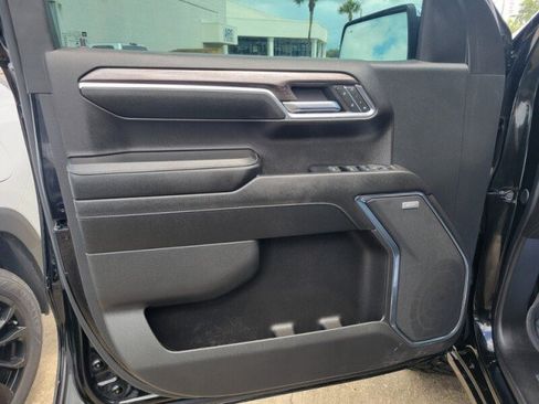 Used 2024 Chevrolet Silverado 1500 LTZ w/ LTZ Premium Package AWD/4WD image 15