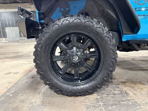 Used 2017 Jeep Wrangler Unlimited Sport w/ Quick Order Package 24S image 10