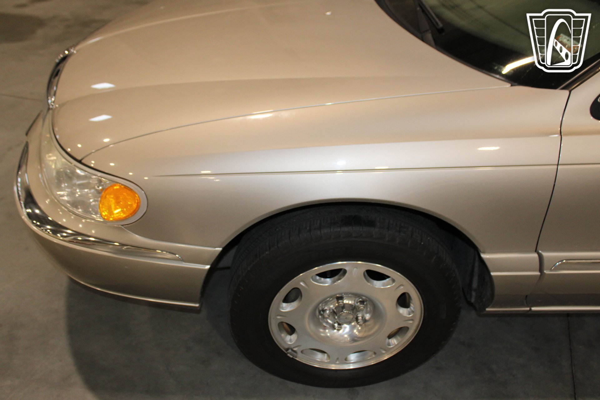 Used 1999 Lincoln Continental FWD image 26