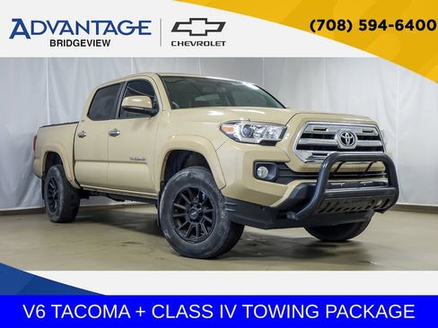 Used 2017 Toyota Tacoma SR5 w/ Tow Package RWD image 1
