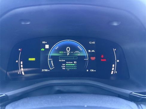 Used 2025 Toyota Camry SE w/ Convenience Package image 17