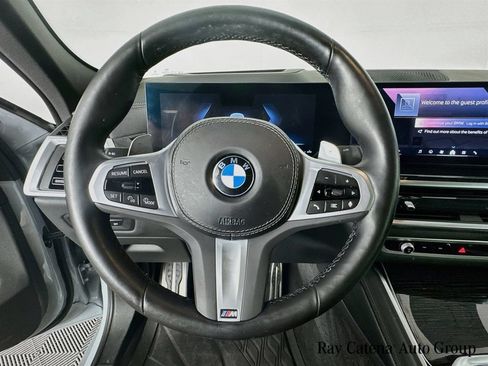 Used 2024 BMW X6 xDrive40i w/ Premium Package AWD/4WD image 11