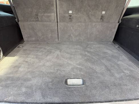 Used 2024 Jeep Wagoneer L Series II w/ Flexible Seating Group AWD/4WD image 17