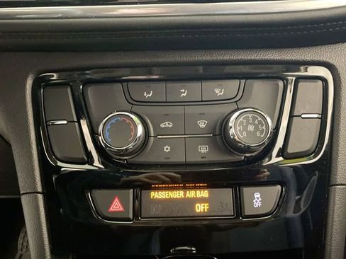 Used 2022 Buick Encore Preferred w/ Safety Package AWD/4WD image 40
