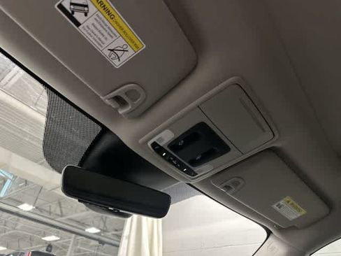 Used 2023 Honda Pilot Elite image 21