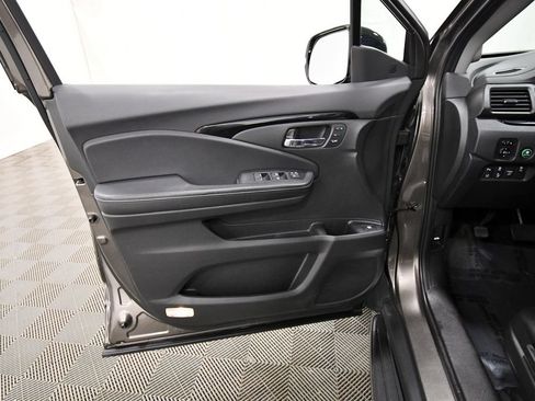 Used 2020 Honda Ridgeline RTL-E image 13