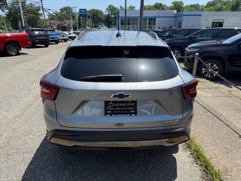 Used 2024 Chevrolet Trax ACTIV w/ Driver Confidence Package FWD image 6