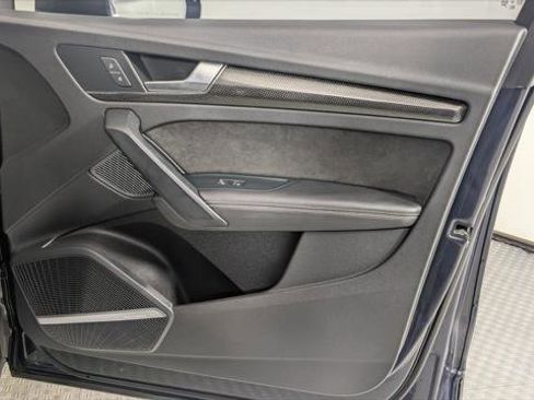 Used 2018 Audi SQ5 Premium Plus w/ Navigation Package image 22
