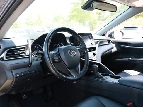 Used 2021 Toyota Camry SE image 23