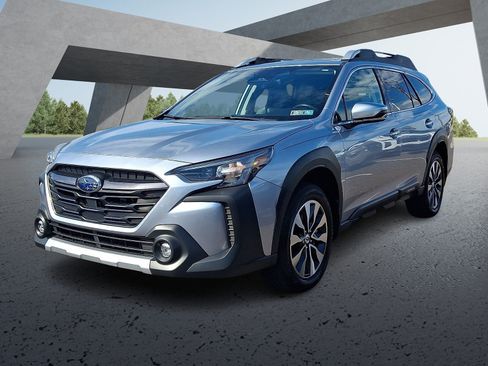 Used 2024 Subaru Outback Touring w/ Popular Package #2 AWD/4WD image 3