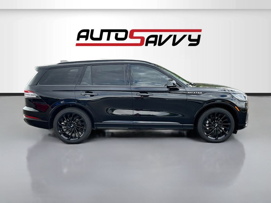 Used 2026 Lincoln Aviator Reserve AWD/4WD image 8