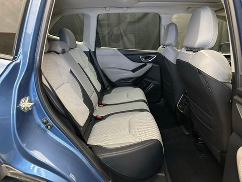 Used 2022 Subaru Forester Premium AWD/4WD image 18