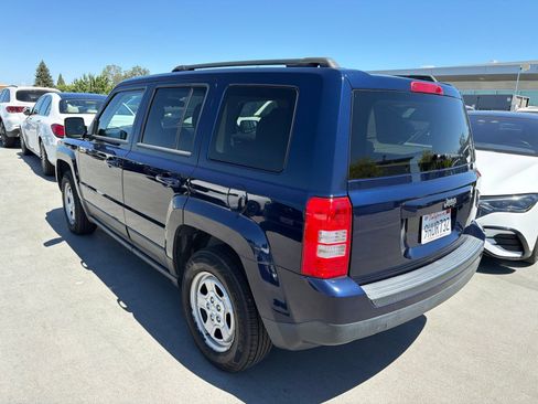 Used 2015 Jeep Patriot Sport w/ Power Value Group FWD image 4